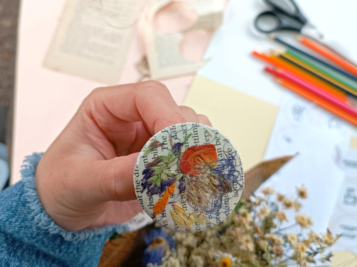 Workshop with LAB cafe - Create your badge